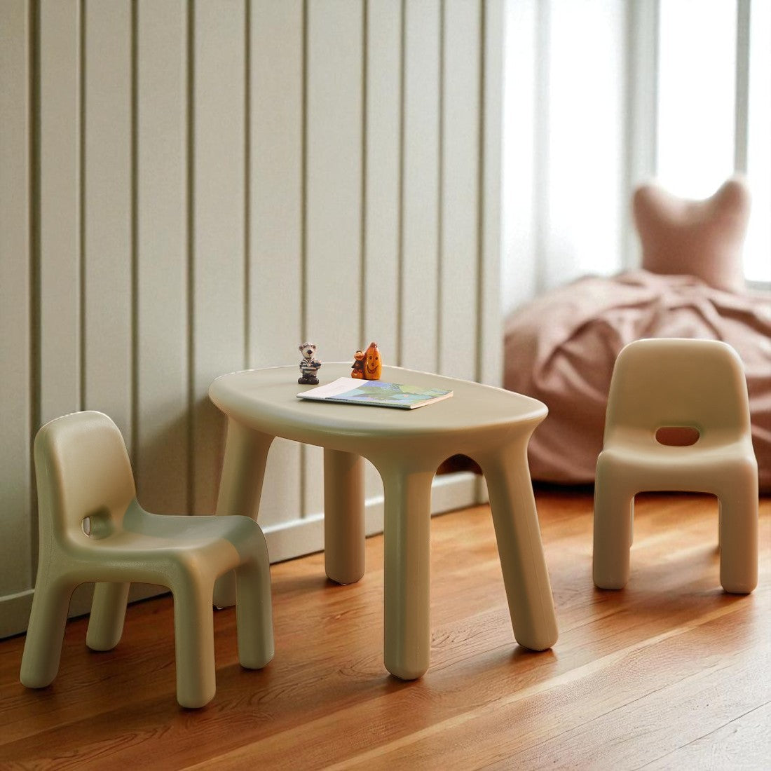 OUT OF STOCK - Odie Kids 3pc Table and Chair Set - Green