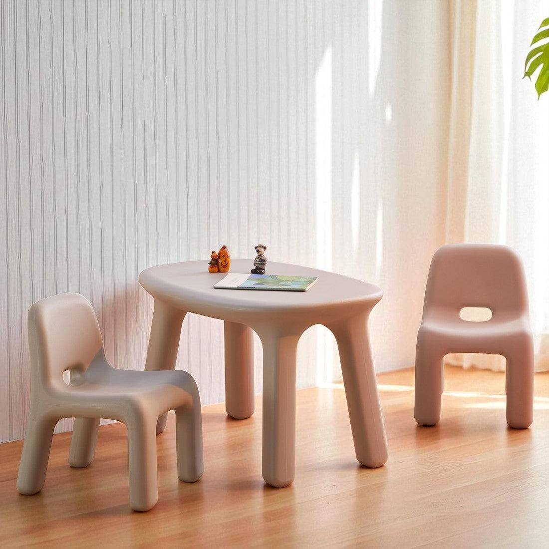 OUT OF STOCK - Odie Kids 3pc Table and Chair Set - Grey