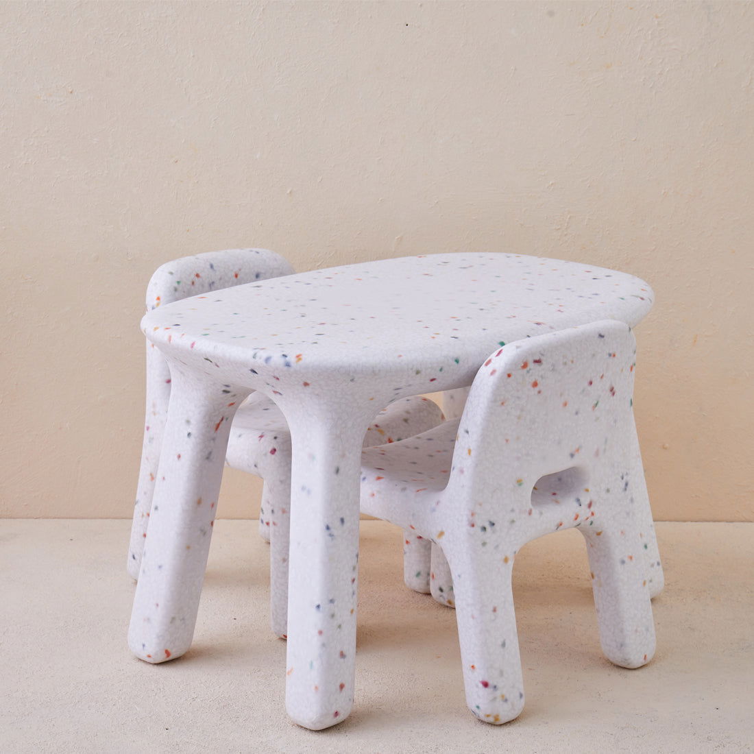 Odie Kids 3pc Table and Chair Set - Sprinkle - Odie Home