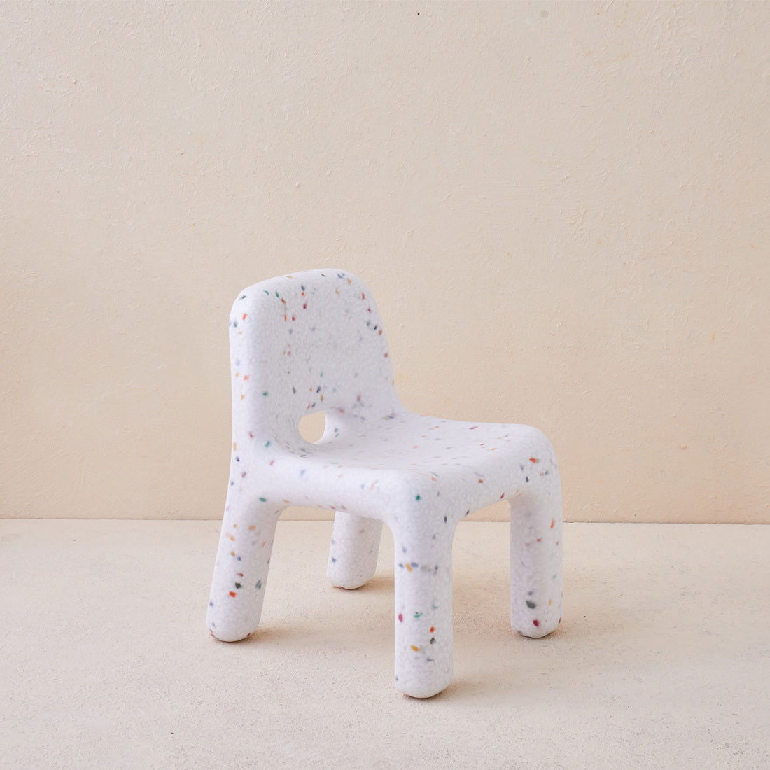 Odie Kids 3pc Table and Chair Set - Sprinkle - Odie Home