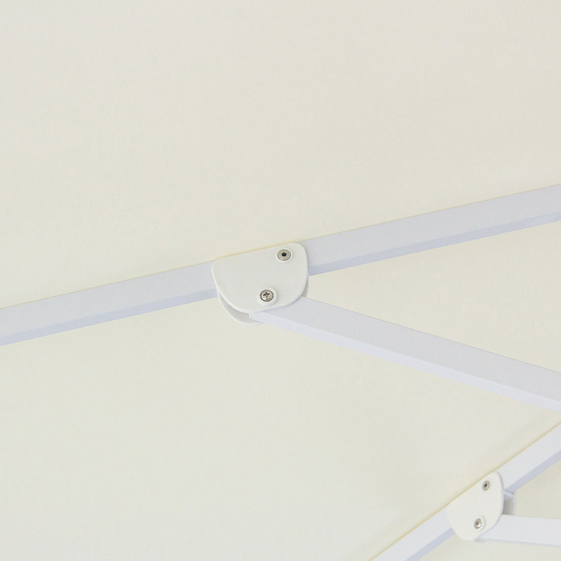 Whitehaven - 3m octagonal aluminium umbrella with flap and cover - Cream with white trim - Odie Home